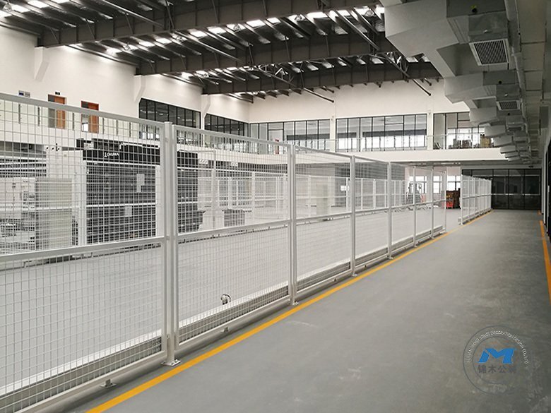電子企業(yè)廠房車間裝修設(shè)計車間過道